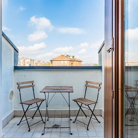 Cozy Studio W/Parking 5 Min Walk From The Bus Stop Milano Exterior foto